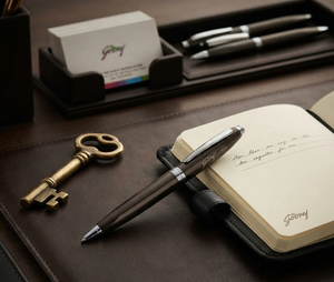 Best Price Custom Logo <b>Retractable</b> 0.5mm Writing Steel Ballpoint <b>Pen</b> Excellent Quality Business Gift Animal Body Metal Design - Product Image 1