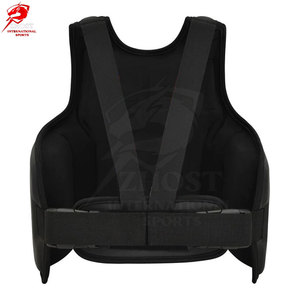 Protège-poitrine en cuir de haute qualité avec logo personnalisé pour l'entraînement de boxe, durable et écologique, confortable à porter, en vente en ligne - Product Image 4