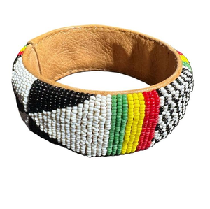 Brazaletes Bordados a Mano con Cuentas de Semillas para Fiestas - Color y Diseño Personalizados, Estilo Clásico - Product Image 1