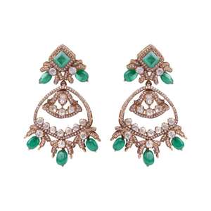 Collection Aadya : Boucles d'oreilles Chandbalis en or, fabriquées en argent sterling Gajaah 925 avec perles vertes pour femmes - Product Image 3