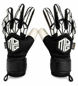 Gants de gardien de but de football Max Quality Gear Elite à doigts entiers, en latex allemand de qualité supérieure, ajustement respirant personnalisé, fermeture à enfiler - Product Image 4