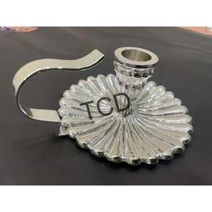 Support de bougie en laiton fait main avec coque en argent et poignée, pour chandelier, fournitures événementielles, articles de décoration de table - Product Image 2