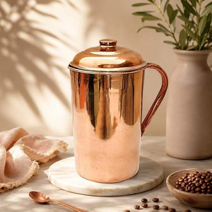 Carafe à eau en cuivre artisanale avec couvercle et ensemble de gobelets – Design martelé vintage pour les boissons, pichet en métal durable, capacité 1,0 L - Product Image 2