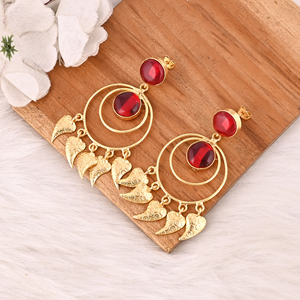Elegantes Pendientes de Piedra de Granate Hidrochapados en Oro, Joyería de Latón Hecha a Mano para Mujer - Product Image 3