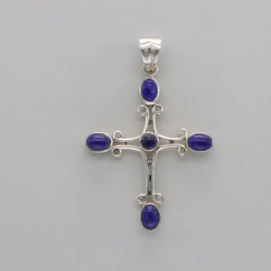 Pendentif Papillon en Argent Sterling 925 avec Sertissage Bezel et Topaze Bleue, Style Mignon Unisexe pour Usage Quotidien - Product Image 3