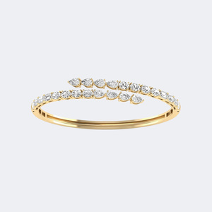 Bracelet manchette en or 5.20CTW avec diamants de laboratoire taille brillant multi-formes, émeraudes et ovales, sertis à griffes, couleur VVS VS DEF, bijoux - Product Image 3