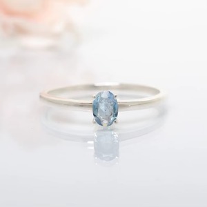Anillo de Plata de Ley 925 con Topacio Azul Natural de Corte Ovalado y Engaste de Garras, Joyería de Moda para Mujer, Precio al por Mayor - Product Image 1