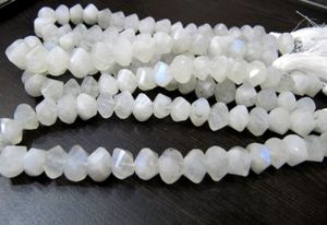 Piedra Lunar Arcoíris Blanca Natural Facetada en Forma de Briolette Retorcida de 9-10 mm, Se Vende en Tiras de 10 Pulgadas - Product Image 3
