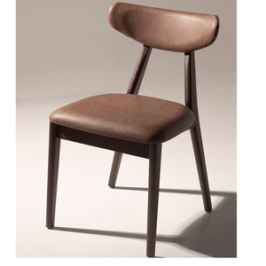 Chaise de salle à manger en teck massif de style mid-century modern avec dossier rembourré en cuir riche - Product Image 1