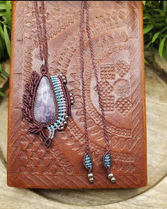 สร้อยคอทำมือสไตล์โบโฮประดับจี้อเมทิสต์สีม่วง พร้อมเชือกสีแดงเลือดหมูปรับได้ เครื่องประดับเสริมพลัง - Product Image 5