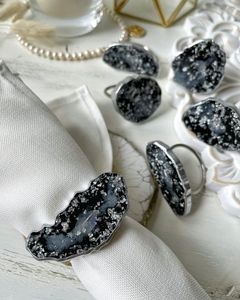 Stylish Resin Napkin Rings With Handmade Craftsmanship For Contemporary Wedding <b>Table</b> Styling Accessories - Product Image 6