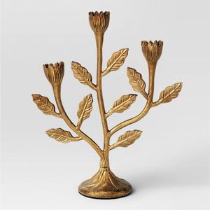 Candelabro de Hierro Dorado Estilo Nórdico, Candelabro de Lujo con Forma de Árbol de Flores, Portavelas Decorativo de Metal para Mesa de Boda - Product Image 1