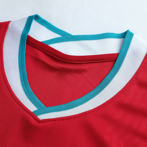 Uniformes de Fútbol Personalizados con Logotipo 2026, Camisetas de Fútbol de Manga Corta de Secado Rápido, Conjuntos de Uniformes Rojos y Blancos, Venta al Por Mayor - Product Image 2