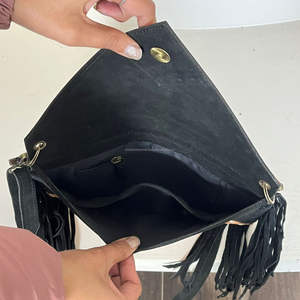 Bolso de Hombro de Cuero Hecho a Mano al por Mayor en Existencia, Bolso de Moda para Mujer, Bolso Bandolera de Cuero Vacuno Genuino con Flecos - Product Image 6