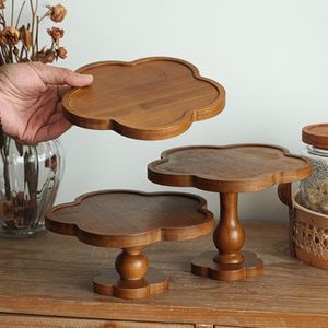 Support à gâteau en bois artisanal de luxe avec base épaisse et solide pour les réceptions, les buffets de desserts et la présentation en restauration - Product Image 1