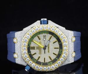 Reloj de pulsera de cuarzo de alta calidad con cristal mineral reforzado para uso diario. Disponible para la venta. - Product Image 5