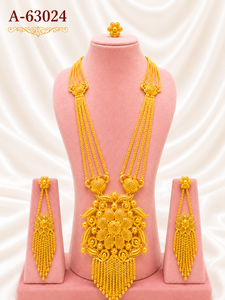 Vente en gros MOLL JEWELLERS Ensemble de bijoux de mariée indiens Collier long avec pendentif et boucles d'oreilles Zircon Plaqué or et argent Tendance A-63024 - Product Image 1