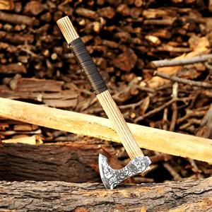 Hacha Tomahawk de Acero al Carbono Forjado a Mano de Grado Industrial, Estilo Vikingo, Hacha Barbuda con Funda de Cuero, Mango de Madera Personalizado OEM - Product Image 6