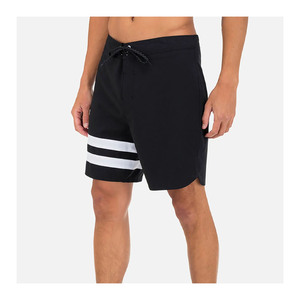 Shorts de sport haut de gamme. Comprend des panneaux latéraux contrastés et audacieux. Passepoil élégant. et une ceinture élastique sécurisée pour la salle de sport. - Product Image 3