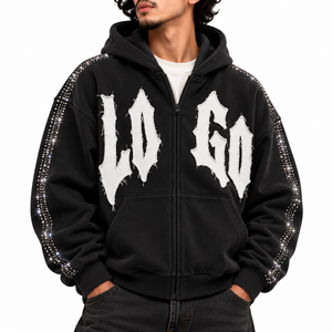 Sweat à capuche unisexe bordeaux zippé, coupe oversize, style streetwear, avec manches ornées de strass et motif lettres vieilli, 100% coton, écologique - Product Image 2