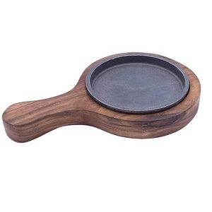 Plaque de service ovale en fonte antiadhésive de qualité professionnelle avec base en bois, écologique et compatible lave-vaisselle, pour brownies et autres préparations. - Product Image 1