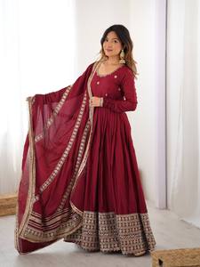 Vestido Largo Anarkali de Georgette Estilo Indio Tradicional Más Vendido con Dupatta de Diseñador para Mujer, Ropa de Fiesta, Hermoso Vestido - Product Image 3