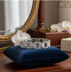 Bracelet de luxe en or 18 carats avec diamant naturel de 4,5 carats, style milgrain, bijoux fins pour mariages - Product Image 4