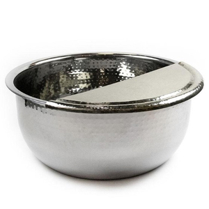 Bol de spa artisanal de grande taille avec couvercle pour la vente, en acier inoxydable martelé pour le soin des pieds - Product Image 1