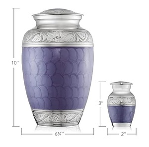 Urne funéraire en aluminium Prestige pour adultes, porte-cendres, conçue avec une fermeture sécurisée durable et une finition soignée - Product Image 2