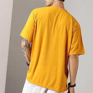 เสื้อยืดผู้ชายสีพื้น ผ้าฝ้าย 100% แขนสั้น คอกลม ทรงปกติ สวมใส่สบาย สีเหลือง โลโก้ด้านหน้า ผ้าถักระบายอากาศได้ดี - Product Image 3