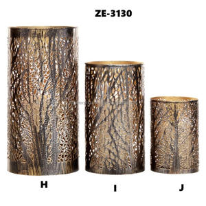 Porte-bougie en bois naturel fait à la main d'inspiration vintage Décoration d'intérieur traditionnelle Design élégant Noël Zahid Exports - Product Image 2