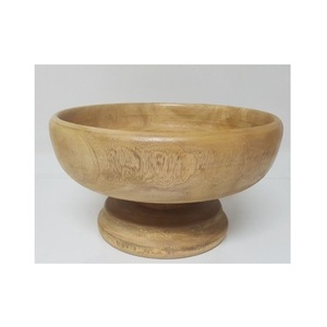 Cuenco de Madera Artesanal Elevado para Servir Frutas, Nueces, Dulces y Bocadillos, con un Elegante Diseño para la Mesa - Product Image 4