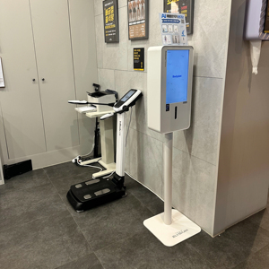 Bodydot BDF1000 Analyseur de santé corporelle intelligent alimenté par l'IA, cadre en alliage d'aluminium flexible, suivi de la posture corporelle complète non pliable - Product Image 1