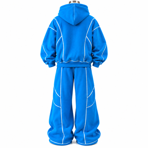 Conjunto Deportivo Unisex Oversize Azul de Felpa Francesa 100% Algodón Transpirable con Sudadera y Pantalones con Costuras en Contraste y Rayas - Product Image 4