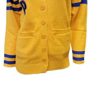 เสื้อคาร์ดิแกนสีเหลืองสำหรับผู้หญิง Sigma Gamma Rho คอวี แขนยาว ปักโลโก้ตัวอักษร ผ้ากันยับ แห้งเร็ว สไตล์วินเทจ - Product Image 5