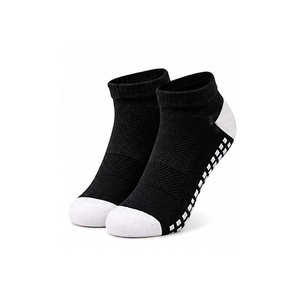 Calcetines Deportivos de Marca para Hombre, Blancos con Rayas Verdes, Antideslizantes, con Logotipo Estampado, de Algodón y Elastano, Tejidos, para Verano - Product Image 6