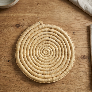 Salvamanteles Redondo Hecho a Mano con Hojas de Maíz Ecológico |   Mantel de Mesa Tejido Resistente al Calor, Diseño Clásico, Duradero, para Decoración de Paredes de Comedor - Product Image 5