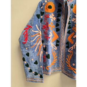 เสื้อแจ็คเก็ตผ้ากำมะหยี่สำหรับผู้หญิง ลายปักดอกไม้ คอจีน แขนยาว สำหรับฤดูใบไม้ผลิ - Product Image 6