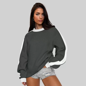 Sudadera Oversize Blanca Sólida para Mujer con Mangas en Contraste y Cuello Redondo, Manga Larga, Estilo Casual Urbano y Deportivo, Venta al por Mayor OEM ODM - Product Image 2