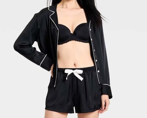 Conjunto de pijama con logotipo personalizado, ropa de dormir de satén para mujer, camiseta de pijama de manga larga, conjunto de pijama de dos piezas, pijama de satén, suave y cómodo - Product Image 6