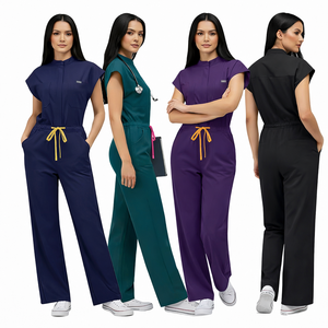 Combinaison médicale personnalisée avec logo pour femmes – Ensemble de blouses médicales sur mesure à marque privée – Combinaison une pièce pour femmes - Product Image 1