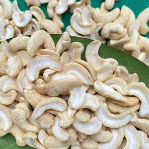 Vietnam Factory Cashew W180 Cashew <b>Nuts</b> Customer OEM ODM Requirement Santigo - Product Image 1