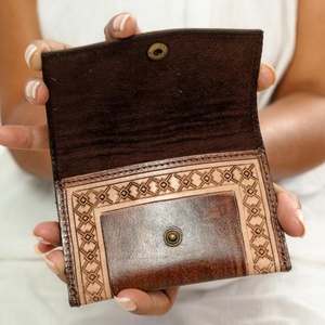 Nueva llegada única de piel en relieve estampado de piel tarjeta monedero cartera rectángulo titular de la tarjeta de crédito monedero con borla llaveros - Product Image 2