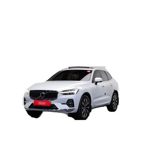 Volvo XC60 B5 Ultimate 2023 con Cámara Trasera, Asientos de Cuero, Caja de Cambios Automática, Brillante, 35,497 km - Product Image 1