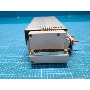 Ensemble de distributeur de solénoïdes SMC SS5V1-10FD-X44, utilisé tel quel, pièces d'équipement semi-conducteur d'occasion - Product Image 5