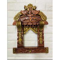 Étagère murale en bois artificiel artisanal (Mandir) (Design indien traditionnel, luxe classique, vintage, moderne, nouvelle arrivée)
