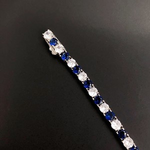 Bracelet en argent avec pierre précieuse saphir, pierre de naissance de septembre, cadeau pour femme pour anniversaire, mariage ou autre occasion. - Product Image 6