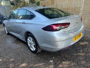 BUENA OFERTA, INSIGNIA 2021 1.5 TURBO D SE NAV GRAND SPORT EURO 6 (S/S) 5DR - Product Image 4