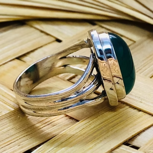 Handcrafted Green Onyx Gemstone <b>Silver</b> <b>Ring</b> 925 Sterling <b>Silver</b> Oval Shape Stone Boho Jewelry For <b>Men</b> And Women - Product Image 3