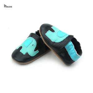 Chaussures en cuir pour bébé personnalisées, semelle souple, confortables, antidérapantes, premières chaussures de marche, légères, respirantes, chaussures décontractées pour tout-petits - Product Image 6